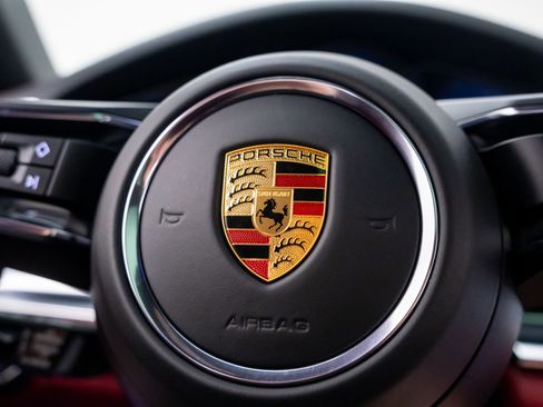 Certified 2023 Porsche Panamera 4 Platinum Edition AWD/4WD image 33