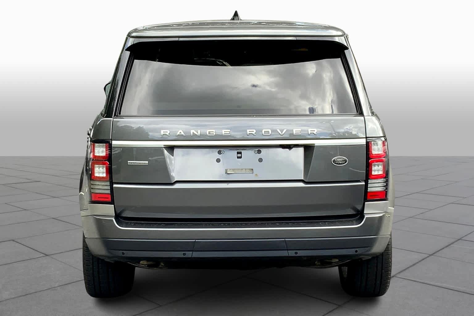 Used 2017 Land Rover Range Rover Supercharged AWD/4WD image 5