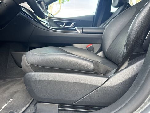 Used 2023 Mercedes-Benz EQE 500 4MATIC Sedan w/ Exclusive Trim Package image 14