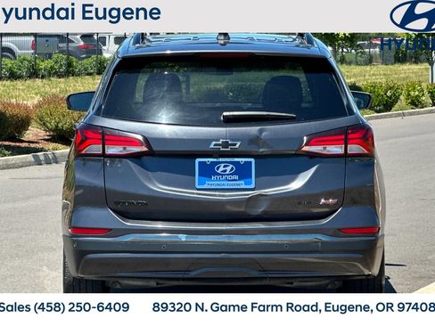 Used 2023 Chevrolet Equinox RS AWD/4WD image 4