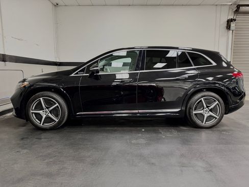 Used 2023 Mercedes-Benz EQS 580 4MATIC SUV image 8