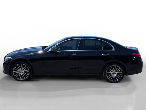 Used 2023 Mercedes-Benz C 300 Sedan image 2