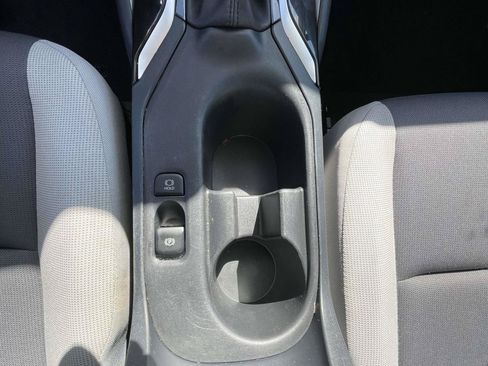 Used 2023 Toyota Corolla LE FWD image 29