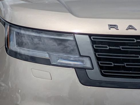 Used 2023 Land Rover Range Rover Autobiography AWD/4WD image 11