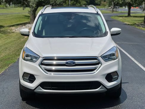 Used 2018 Ford Escape Titanium AWD/4WD image 2
