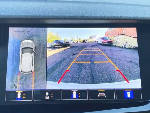 Used 2023 Buick Envision Avenir AWD/4WD image 15