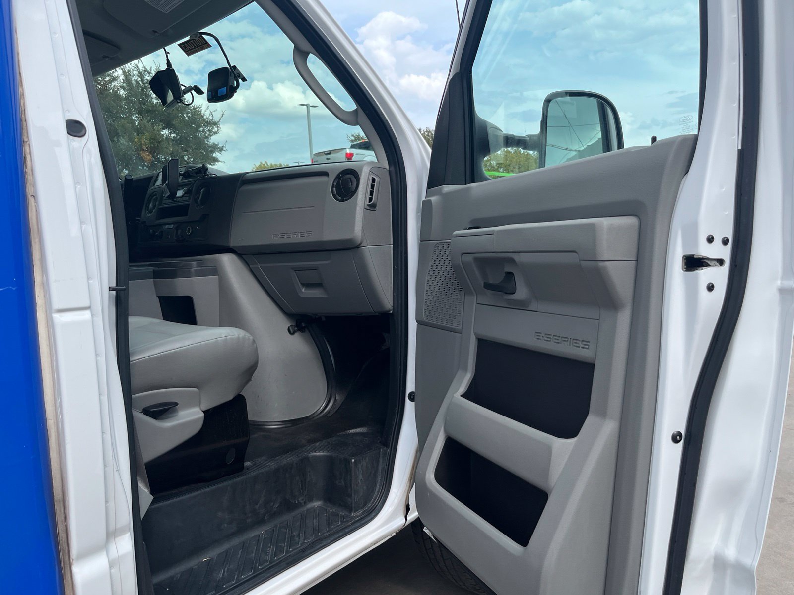Used 2023 Ford E-350 and Econoline 350 Super Duty w/ Power Windows & Locks Group RWD image 14