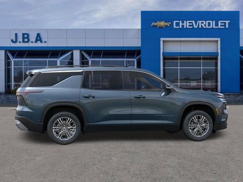 New 2026 Chevrolet Traverse LT image 5