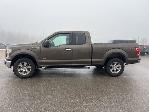 Used 2015 Ford F150 XLT w/ Equipment Group 302A Luxury AWD/4WD image 10