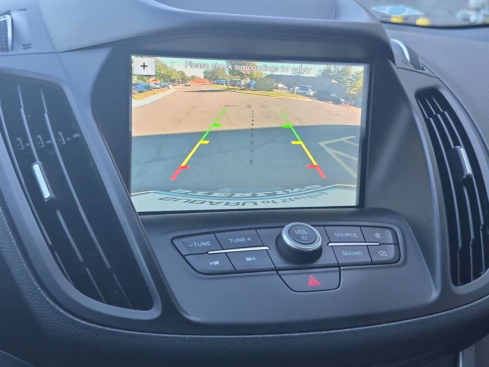 Used 2019 Ford Escape SE FWD image 28