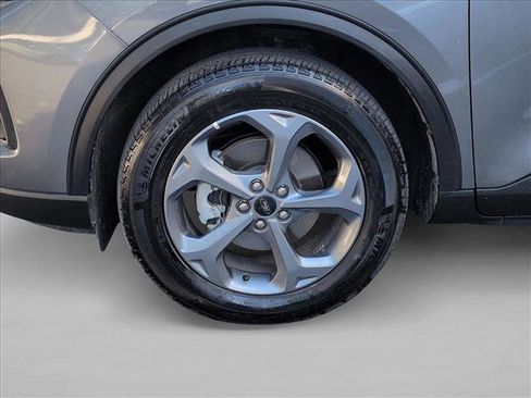 Used 2025 Ford Escape ST-Line image 22