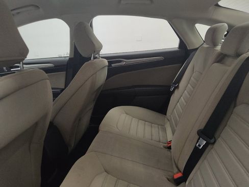 Used 2020 Ford Fusion S image 18