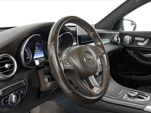 Used 2018 Mercedes-Benz GLC 300 4MATIC Coupe image 26