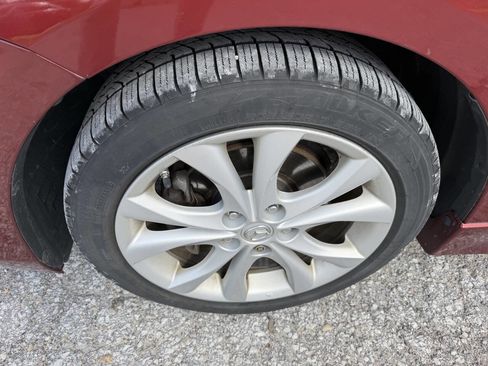 Used 2011 MAZDA MAZDA3 s Grand Touring w/ Tech Pkg FWD image 9