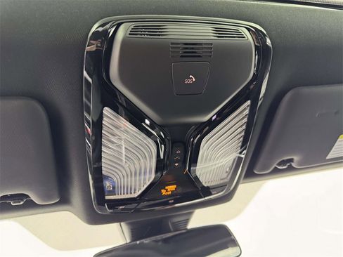 Used 2025 BMW M2 image 25