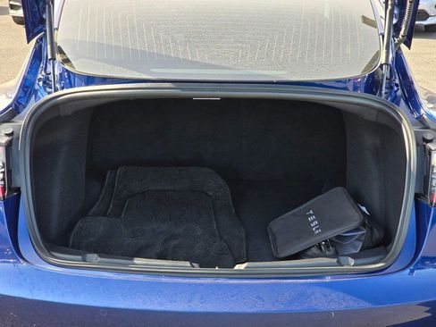 Used 2020 Tesla Model 3 Standard Range RWD image 16