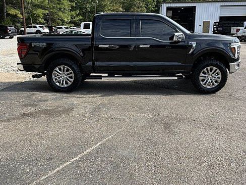 Used 2024 Ford F150 Lariat w/ Bed Utility Package AWD/4WD image 8