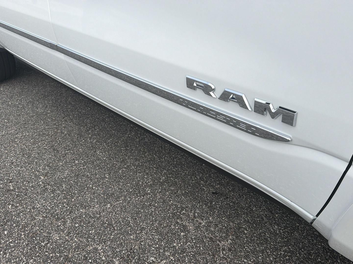 New 2027 RAM 1500 Tungsten AWD/4WD image 15