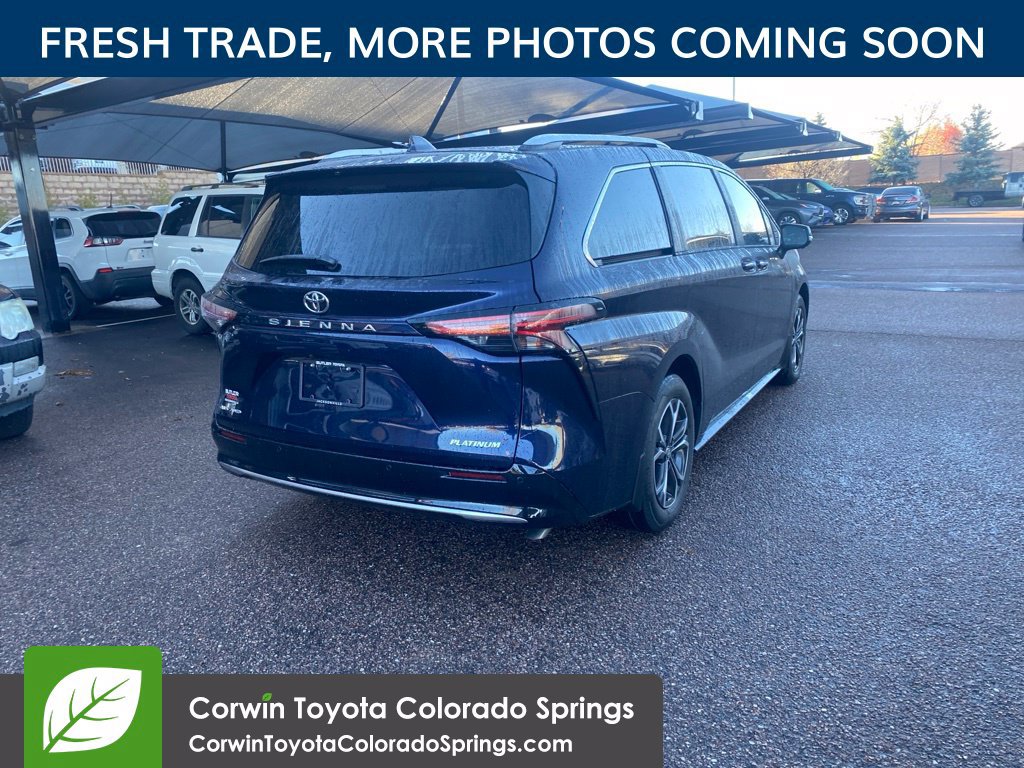 Used 2026 Toyota Sienna Platinum AWD/4WD image 8