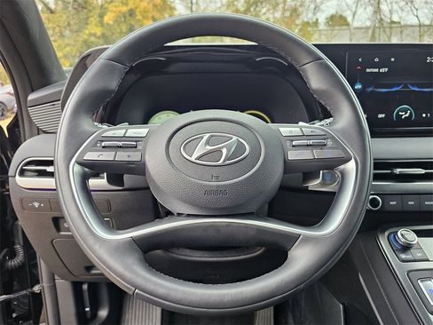 Certified 2025 Hyundai Palisade Calligraphy image 26
