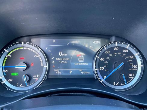 Certified 2021 Toyota Highlander XLE image 25