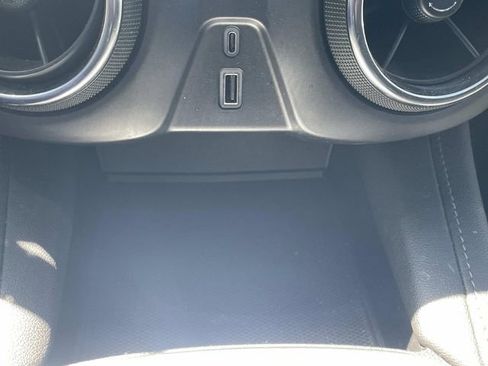 Used 2020 Chevrolet Blazer LT FWD image 20