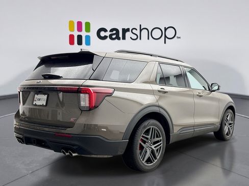Used 2026 Ford Explorer ST w/ Sun And Sound Package image 5