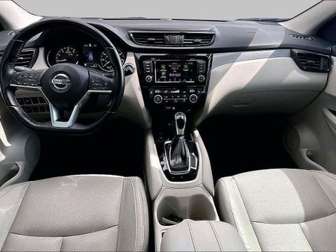 Certified 2020 Nissan Rogue Sport SL FWD image 15