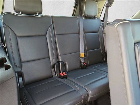 Used 2022 GMC Yukon SLT AWD/4WD image 19