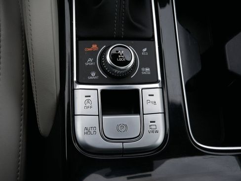 Used 2022 Kia Telluride SX w/ SX Prestige Package AWD/4WD image 24