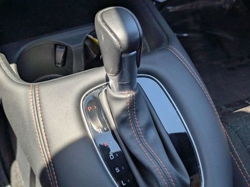 Used 2025 Honda HR-V Sport image 28