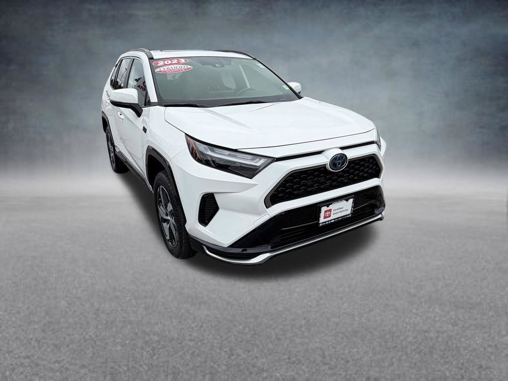 Used 2023 Toyota RAV4 SE w/ Weather & Moonroof Package AWD/4WD image 8