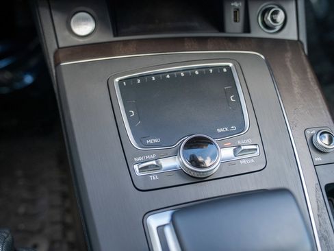 Used 2018 Audi Q5 2.0T Premium Plus image 18