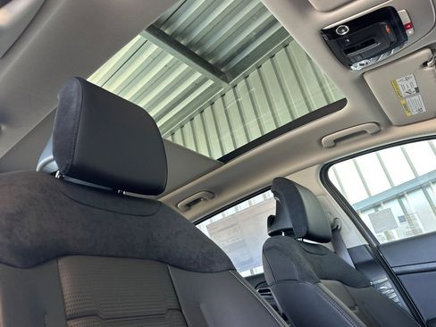 New 2026 Kia Sportage SX Prestige AWD/4WD image 17