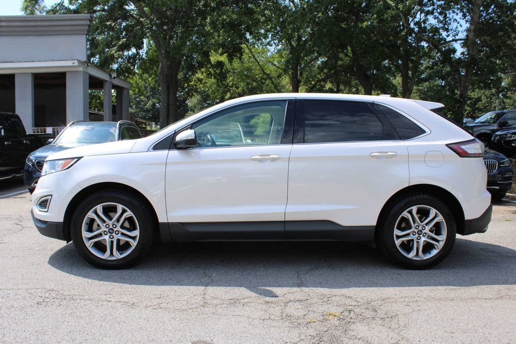 Used 2018 Ford Edge Titanium w/ Technology Package FWD image 4