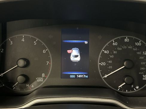 Used 2025 Toyota Corolla SE image 16