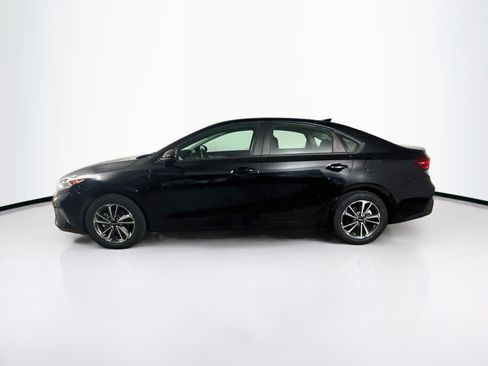 Used 2024 Kia Forte LXS FWD image 7