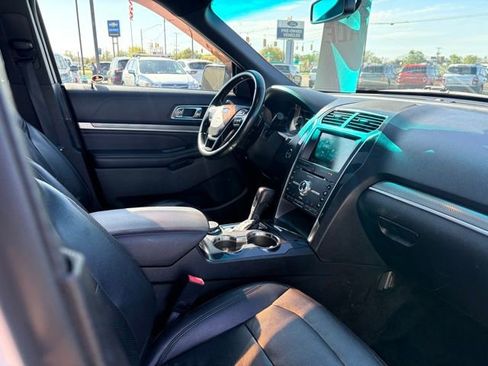 Used 2016 Ford Explorer Sport AWD/4WD image 13