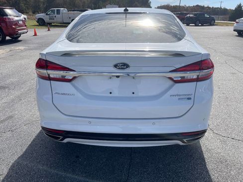 Used 2018 Ford Fusion Titanium image 4