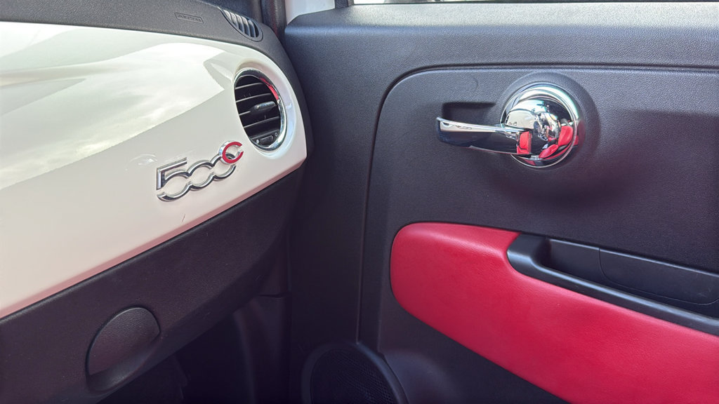 Used 2015 FIAT 500 Abarth w/ Comfort/Convenience Group FWD image 32