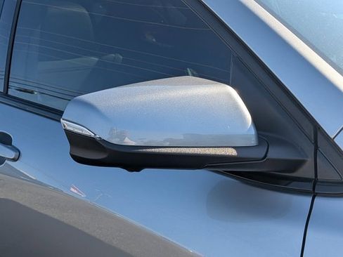 Used 2024 Chevrolet Equinox RS w/ RS Leather Package image 10