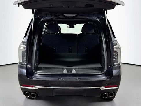 Certified 2025 Chevrolet Suburban Premier AWD/4WD image 25