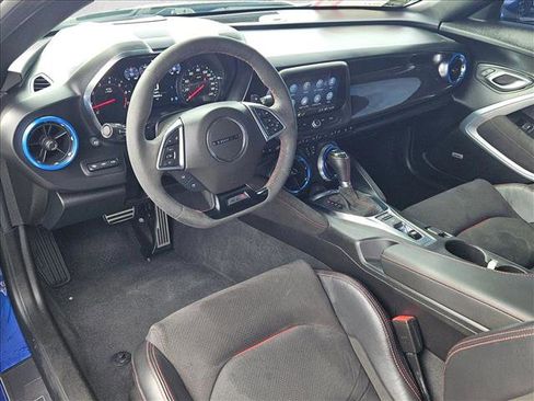 Used 2022 Chevrolet Camaro ZL1 image 10