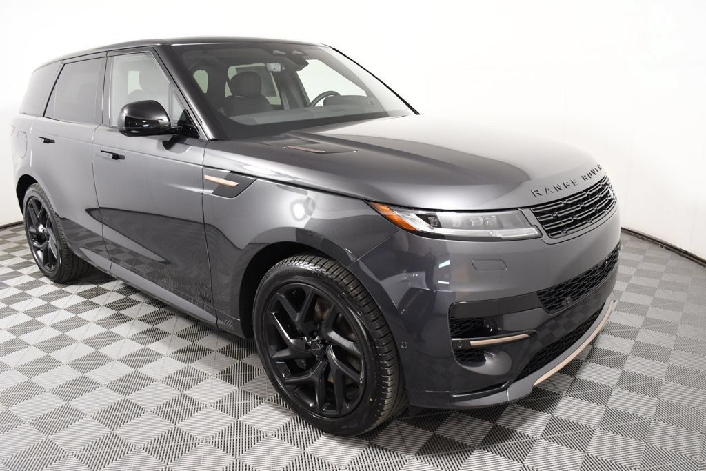 New 2026 Land Rover Range Rover Sport Dynamic SE AWD/4WD image 8