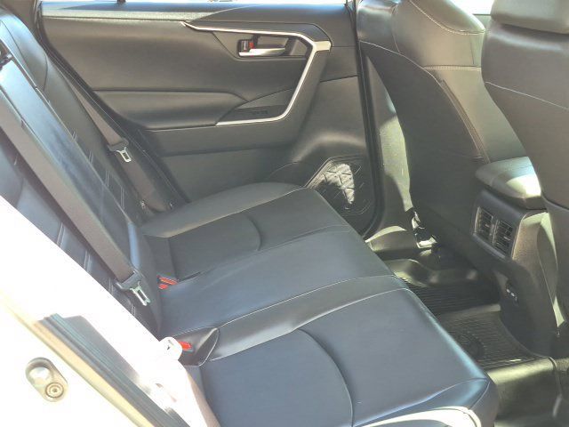 Used 2023 Toyota RAV4 XLE Premium AWD/4WD image 17