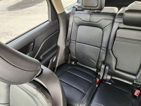 New 2026 Lincoln Corsair Reserve image 13