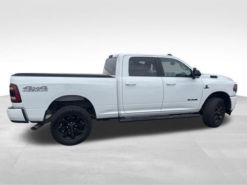 Used 2021 RAM 2500 Big Horn w/ Night Edition AWD/4WD image 2