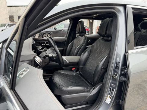 Used 2023 Mercedes-Benz EQS 580 4MATIC SUV image 28