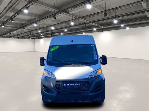 Used 2025 RAM ProMaster 2500 w/ Storage Group image 2