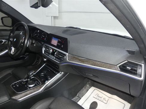 Used 2021 BMW 330i Sedan w/ Convenience Package RWD image 23